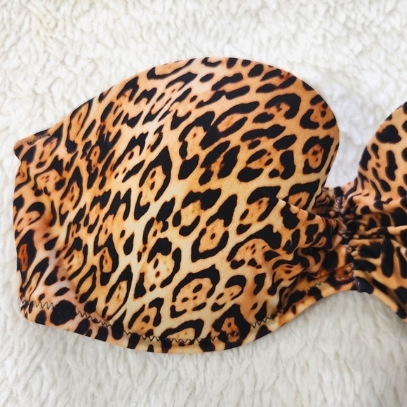 New!Victoria's Secret Bikini  Swim Top - Picture 2 of 7